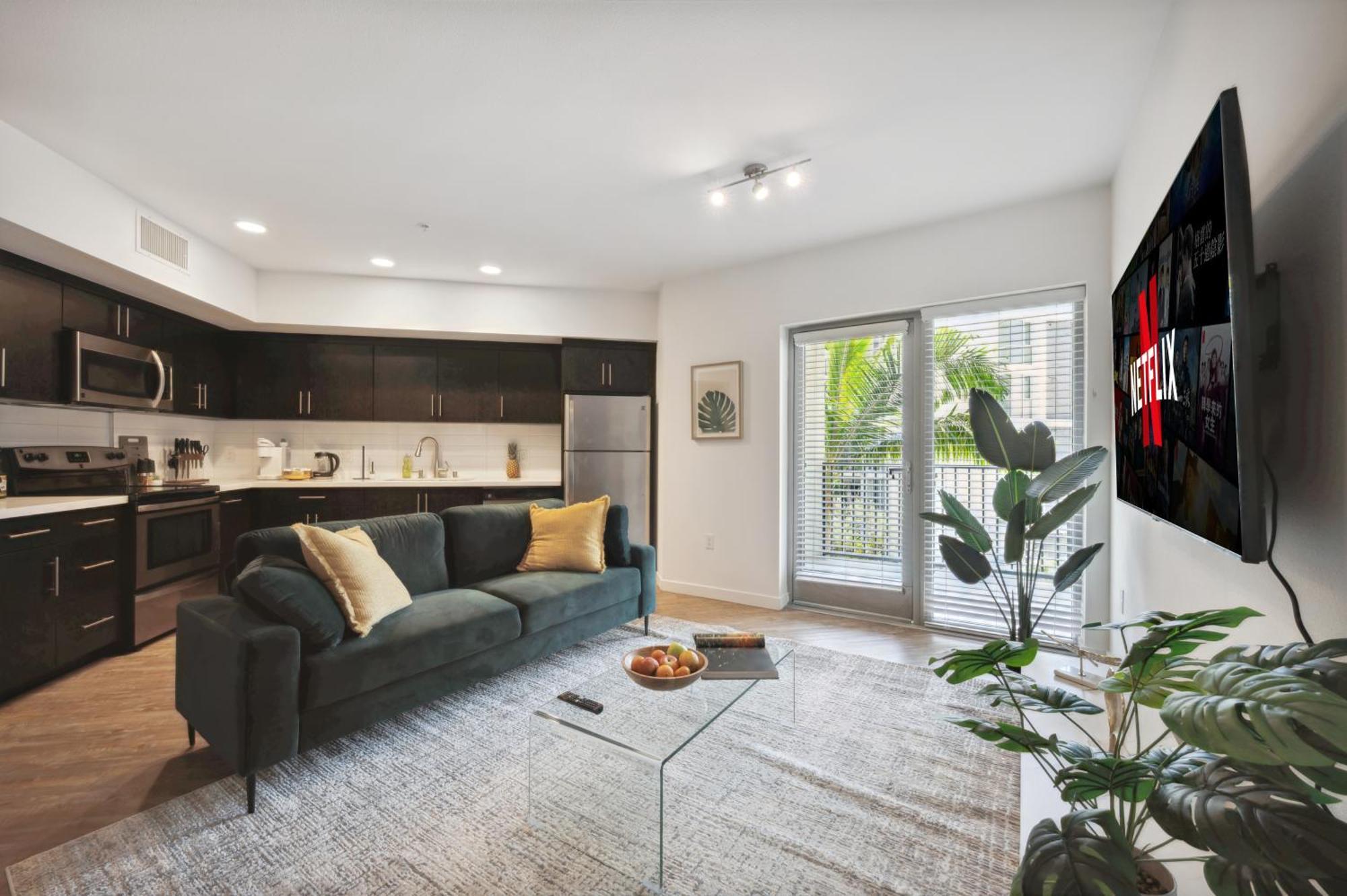 Luxury 1bdr In Hollywood With Pool, Gym, Free Parking Apartment Los Angeles